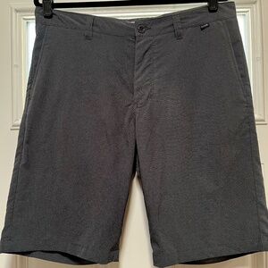 Travis Mathew, Mens Golf Short, Dark Grey, Size 34.